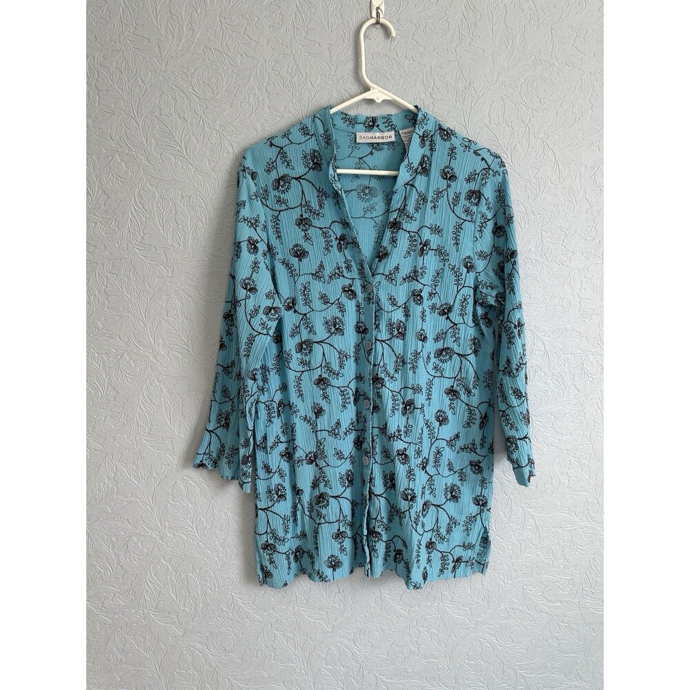 Sag Harbor Size XL Button Up Top D35